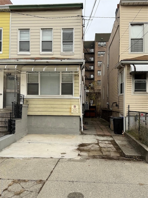 31-19 137th St, Flushing, NY 11354 - photo 1