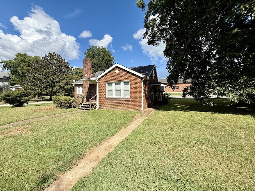 100 Murphree Ave, Centerville, TN 37033 - photo 1