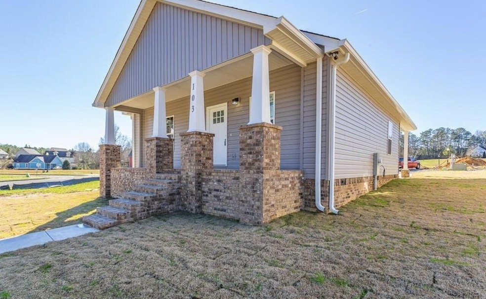 103 Arthur St, Dalton, GA 30721 - photo 1