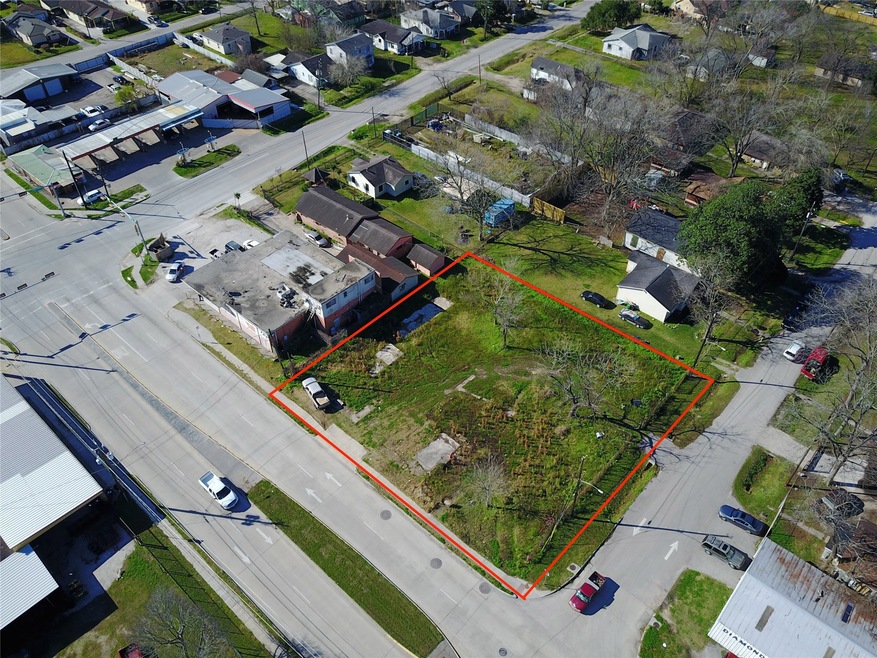 6911 Hirsch Rd, Houston, TX 77016 - photo 1