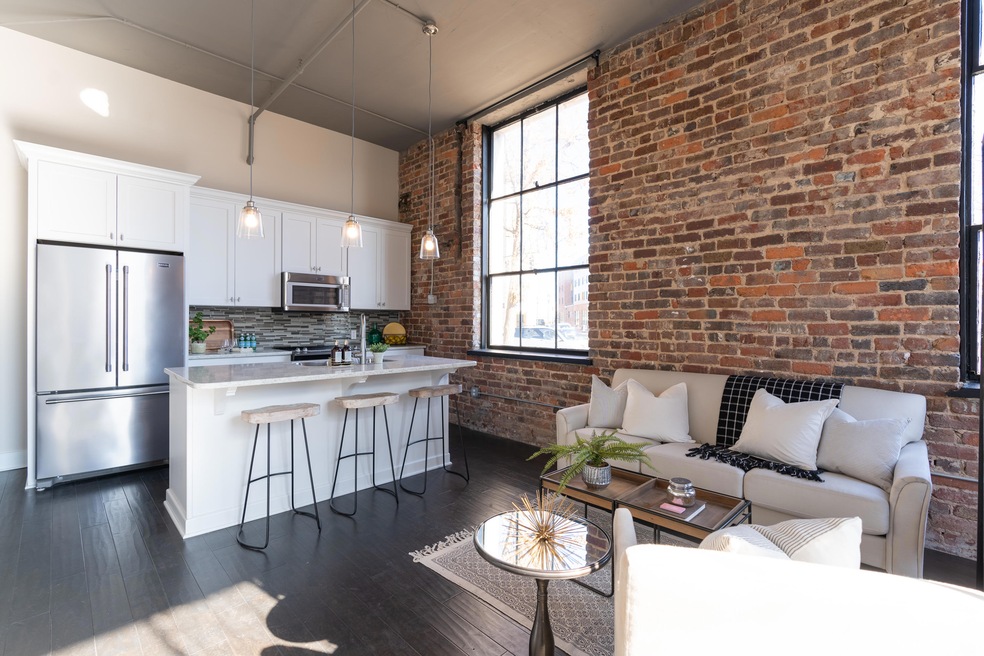 112Market-11