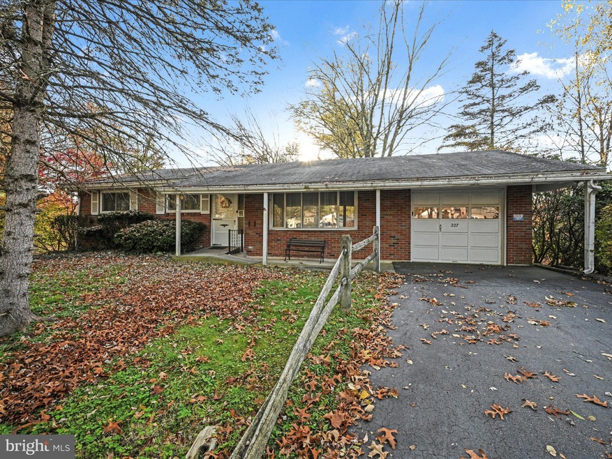 227 Maple Blvd, Orwigsburg, PA 17961 - photo 1