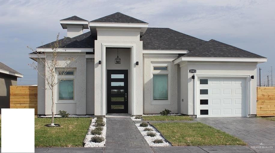 1905 Stardust Ln, Edinburg, TX 78541 - photo 1