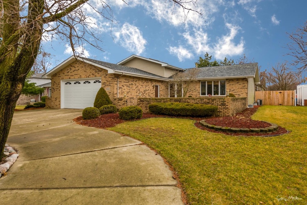 1602 Rosemary Ct, Dyer, IN 46311 - photo 1