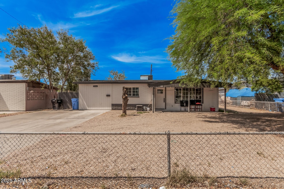 7746 W Osborn Rd, Phoenix, AZ 85033 - photo 1