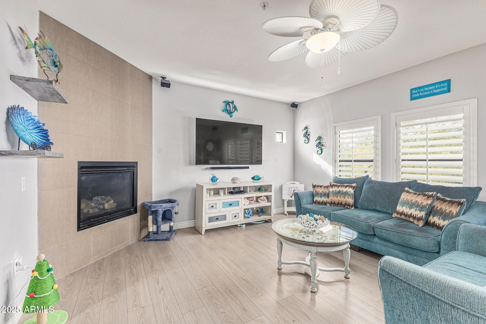 21320 N 56th St unit 2057, Phoenix, AZ 85054 - photo 1