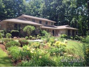 LUSH LANDSCAPING