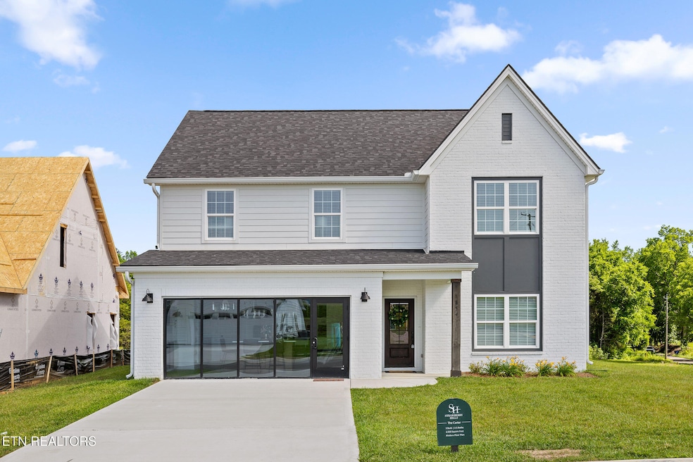 Pending $569,900