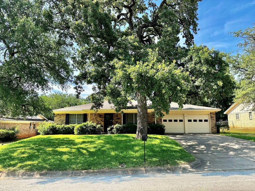 1113 W Redbud Dr, Hurst, TX 76053 - photo 1