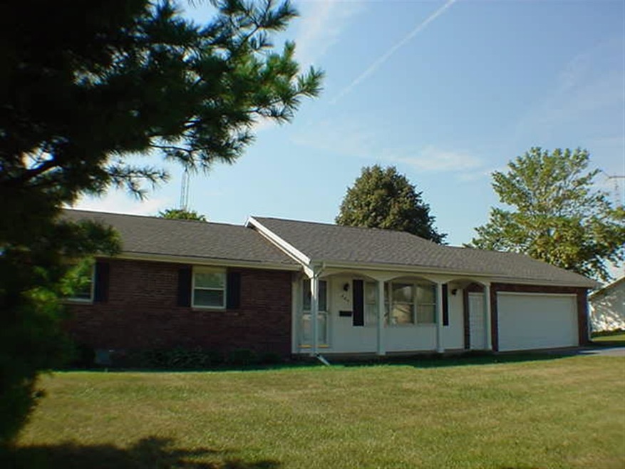 404 W South St, Boswell, IN 47921 - photo 1