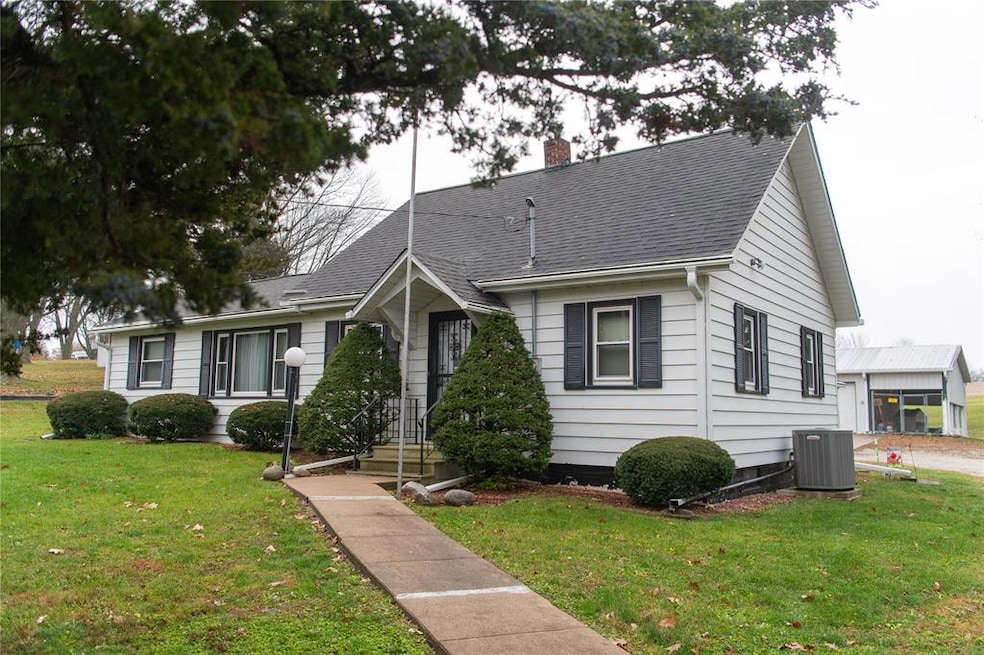 1568 Highway T15 None, Knoxville, IA 50138 - photo 1