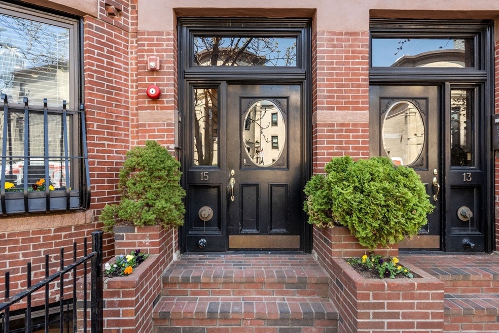 15 Albemarle St unit 5, Boston, MA 02115 - photo 1