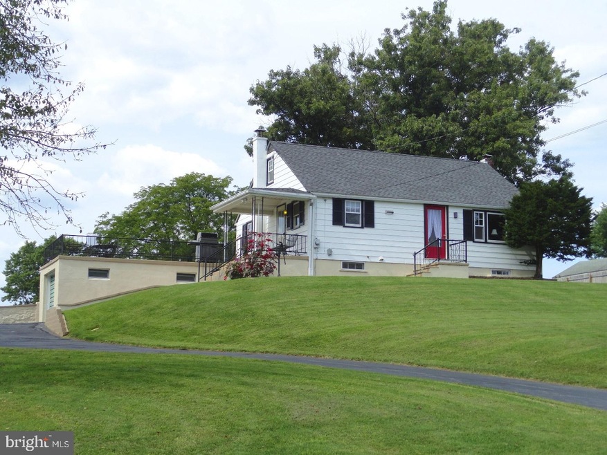 216 Colebrookdale Rd, Boyertown, PA 19512 - photo 1