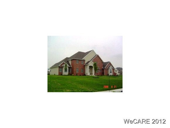 4022 Magnolia Ln, Lima, OH 45806 - photo 1