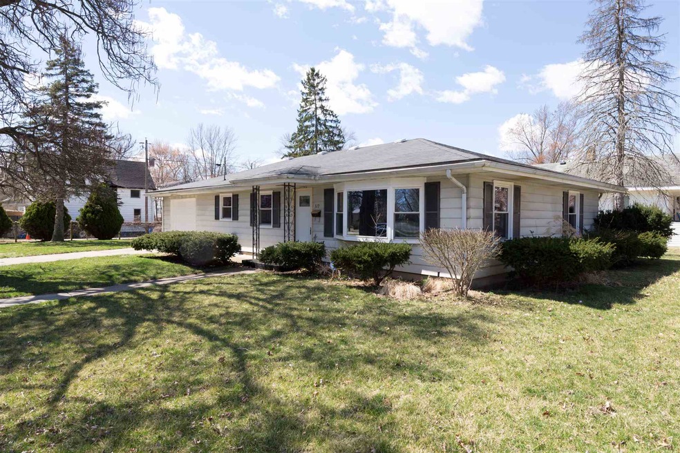 317 N Vine St, Elkhart, IN 46514 - photo 1