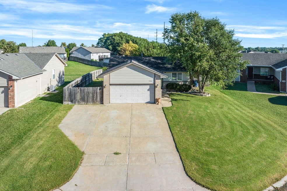 1338 N Aksarben Ct. In CopperGate Estates