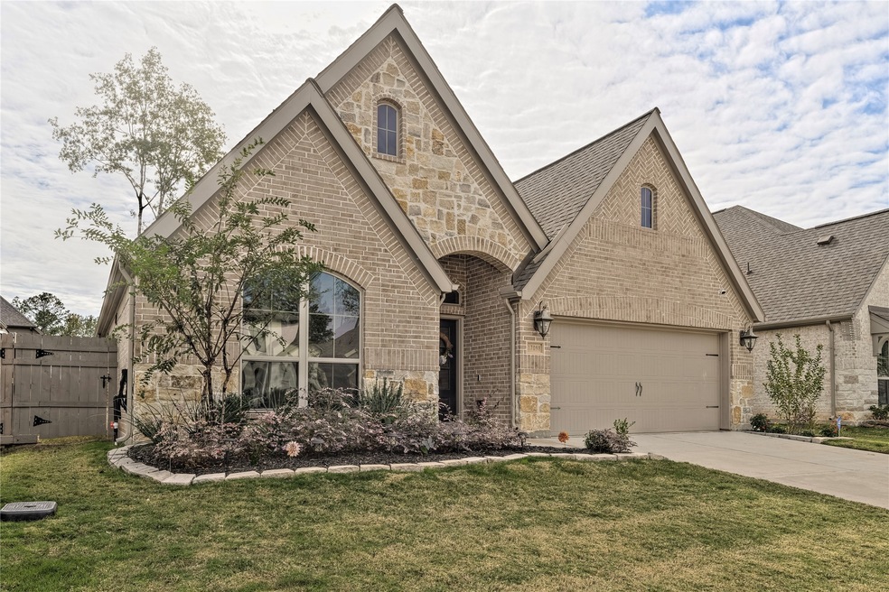 17098 Crimson Crest Dr, Conroe, TX 77302 - photo 1