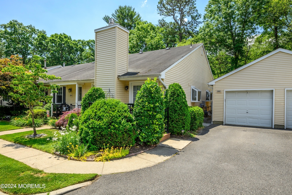 28 Mulberry Ct Unit D (9 of 41)