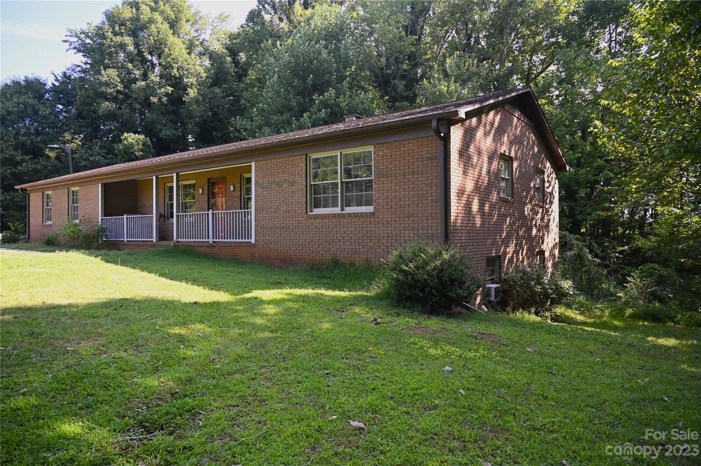 Full brich ranch with walk out basement