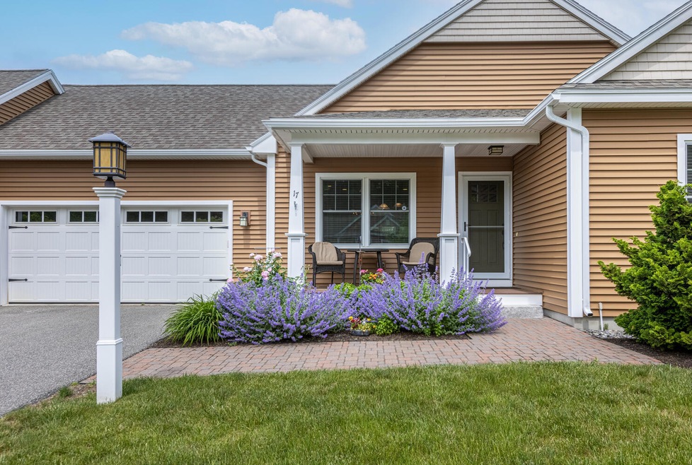 Phoebes Way Cape Elizabeth ME-large-003-