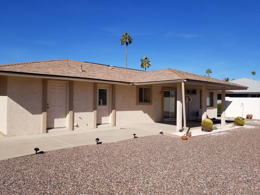 Front 10413 W Cameo Dr