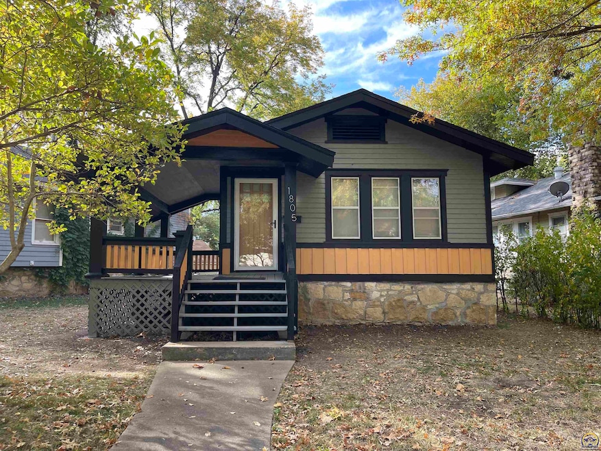 1805 W 1st Ave, Topeka, KS 66606 - photo 1