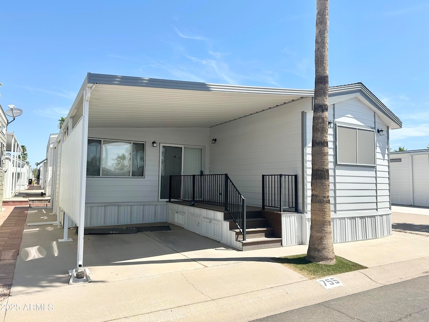 755 S Diamond Dr, Apache Junction, AZ 85119 - photo 1