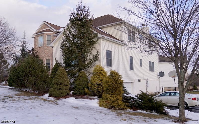 23 Springfield Ct, Parsippany, NJ 07054 - photo 1