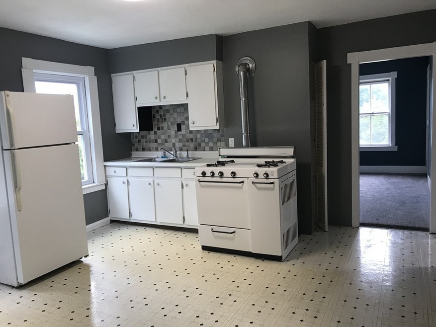 38 Tatman St unit 2, Worcester, MA 01607 - photo 1