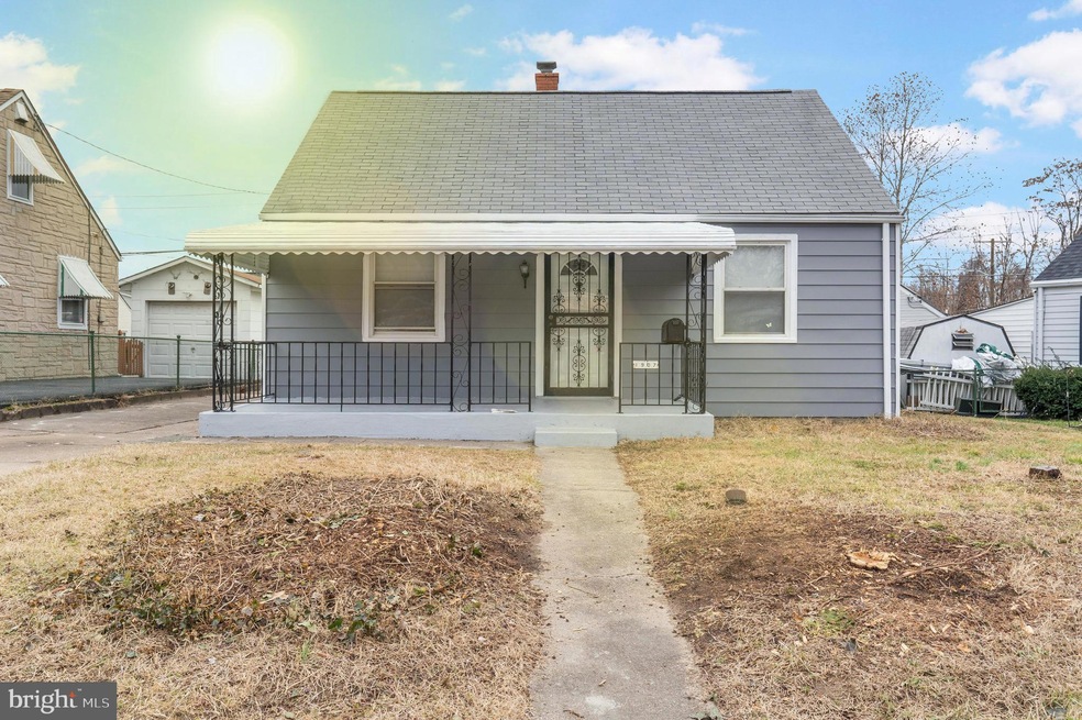 1907 Jefferson Rd, Dundalk, MD 21222 - photo 1