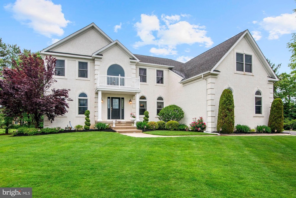 9 Surrey Ct, Mount Laurel, NJ 08054 - photo 1