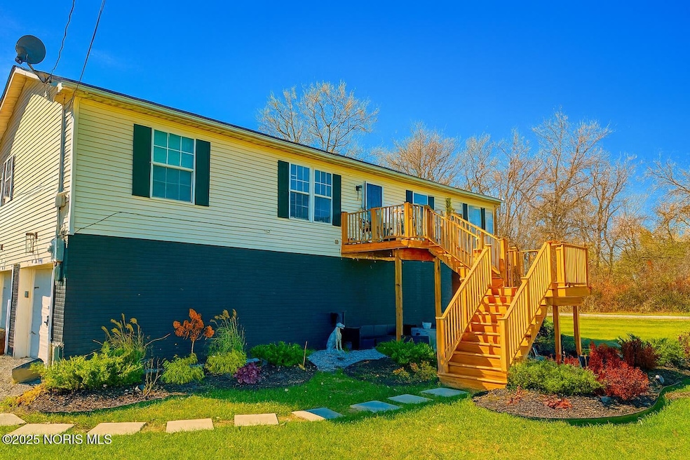 645 Clubhouse Rd, Curtice, OH 43412 - photo 1