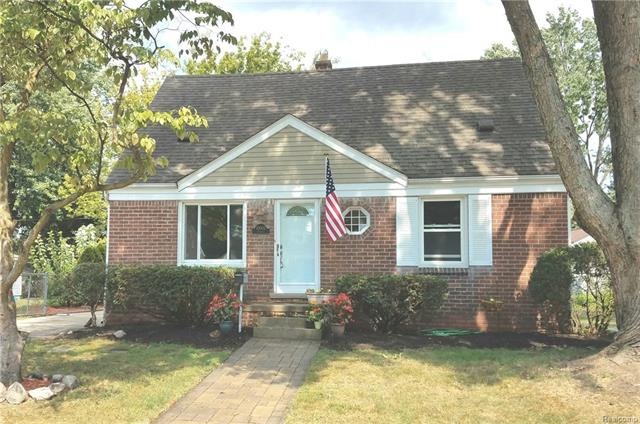Welcome to 10002 Cavell!