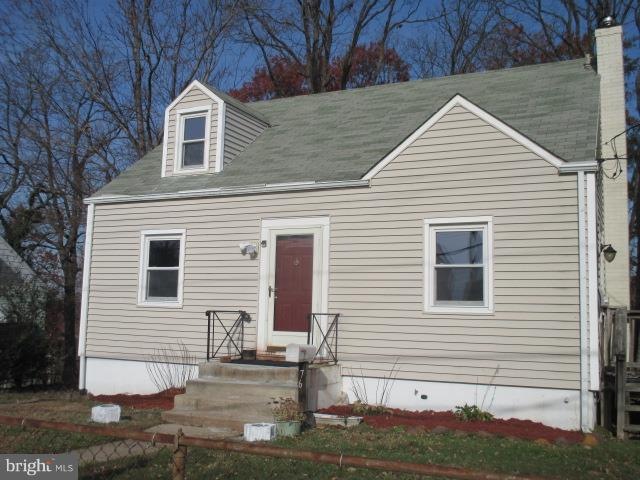 7608 Finns Ln, Lanham, MD 20706 - photo 1