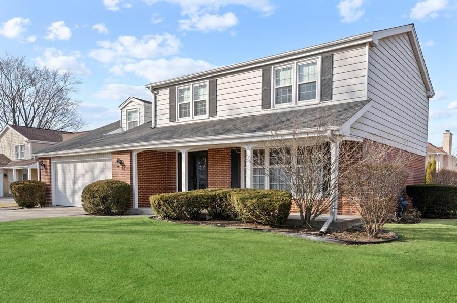 4102 Russet Way, Northbrook, IL 60062 - photo 1