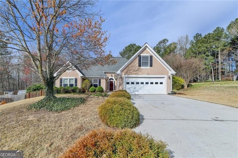 View of front of home with a front yard