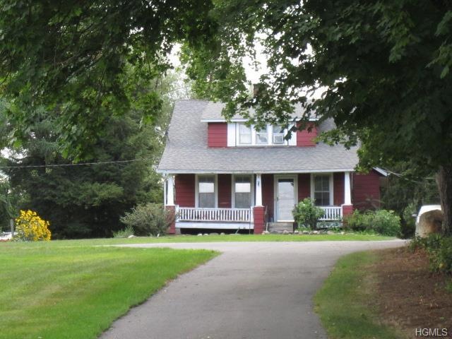 37 Lippincott Rd unit 1st floor, Wallkill, NY 12589 - photo 1