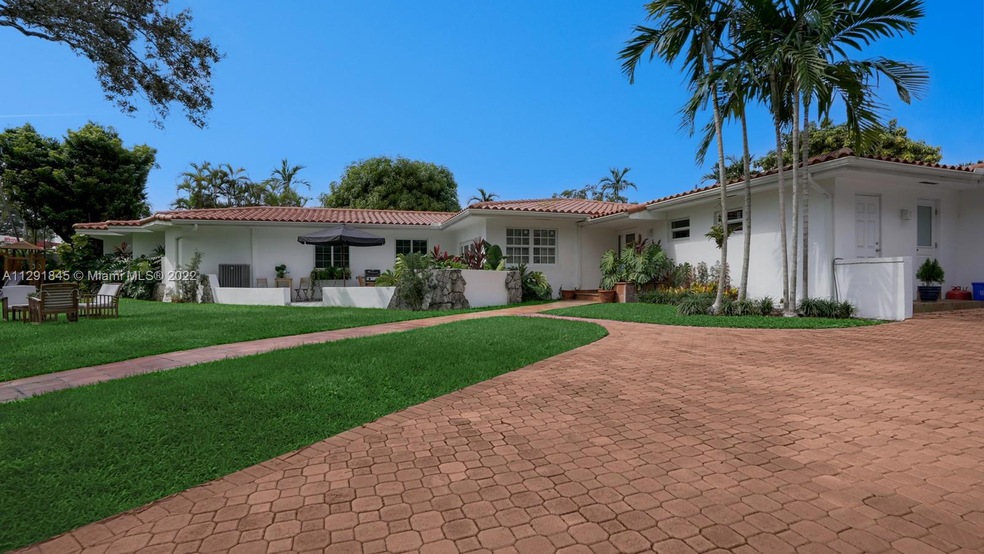 Sold $1,925,000 • Co-Listing Agent