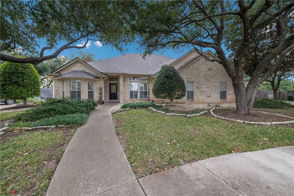 213 Appaloosa Trail, Woodway, TX 76712 MLS 219369