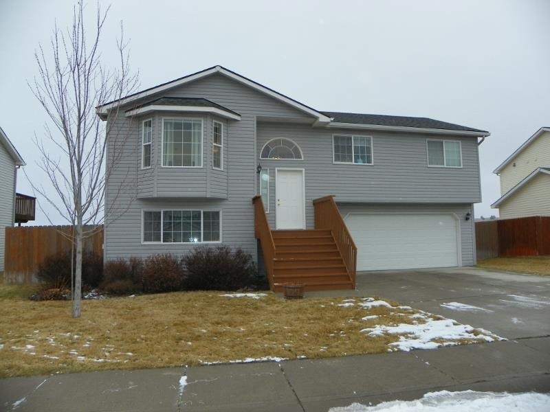 421 Beverly Ave, Medical Lake, WA 99022 - photo 1