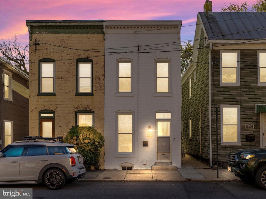 252 E 7th St, Frederick, MD 21701 - photo 1