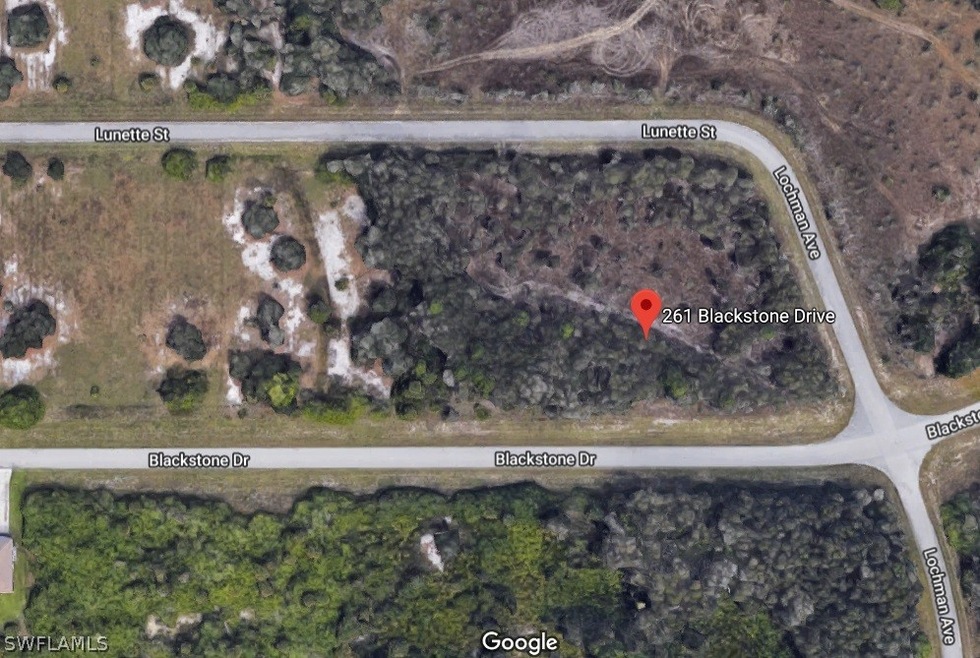 261 Blackstone Dr, Lehigh Acres, FL 33913 - photo 1