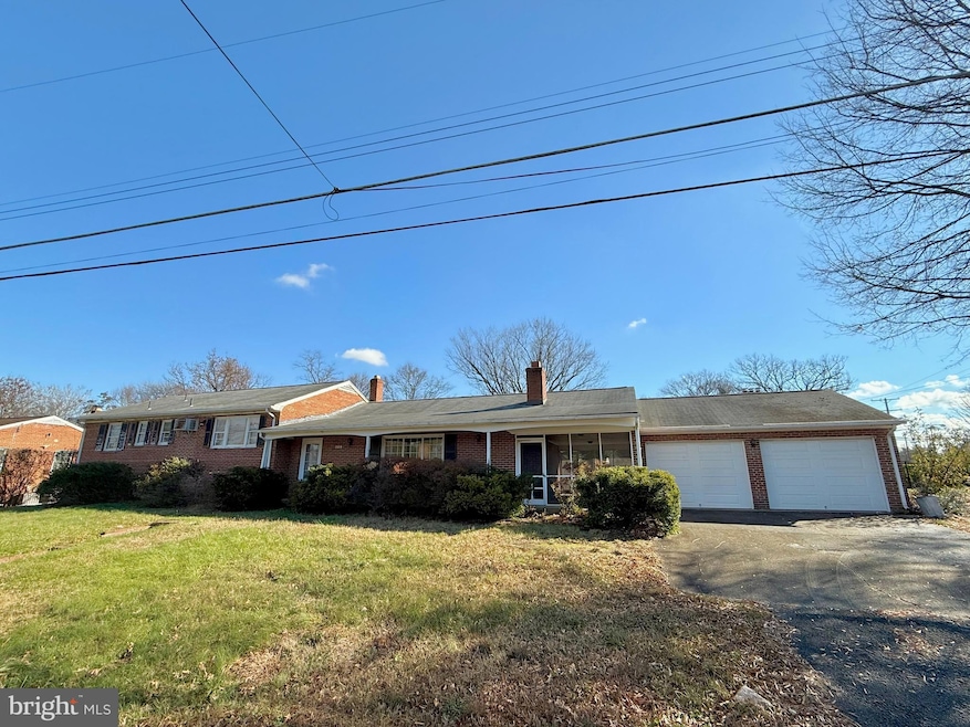 5018 Braymer Ave, Suitland, MD 20746 - photo 1