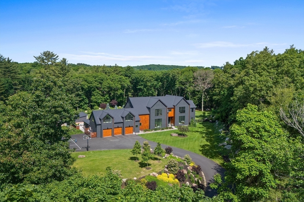 Sold $5,550,000 • Co-Listing Agent