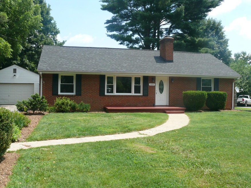 Welcome to 1029 Persinger Road!