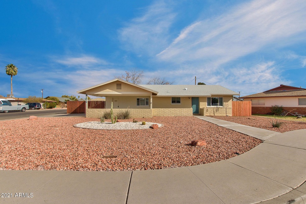 805 S Miller Cir, Mesa, AZ 85204 - photo 1