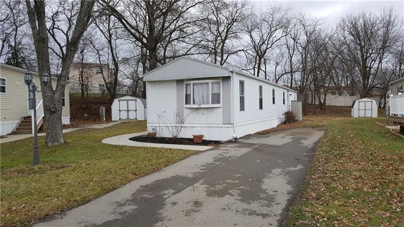 Quiet lot on a cul de sac in Cranberry Village