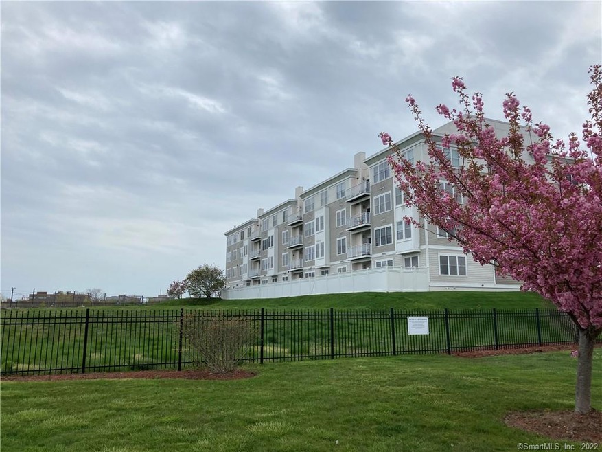 400 Bank St unit 101, New London, CT 06320 - photo 1
