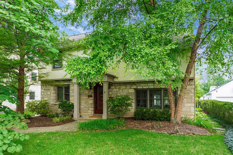 1576 Grenoble Rd, Columbus, OH 43221 - photo 1