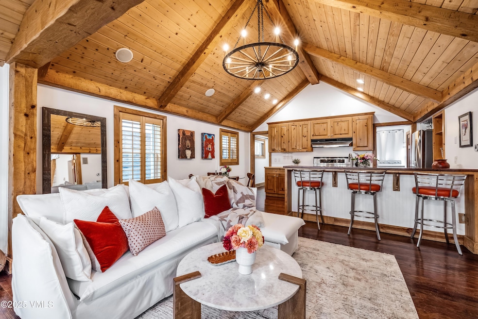 Sold $1,695,000 • Co-Listing Agent